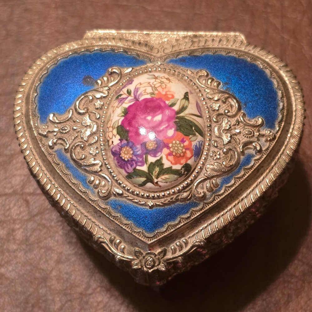 Vintage Heart Shaped Trinket Box Blue Enamel Floral Cabochon Silver Tone Footed